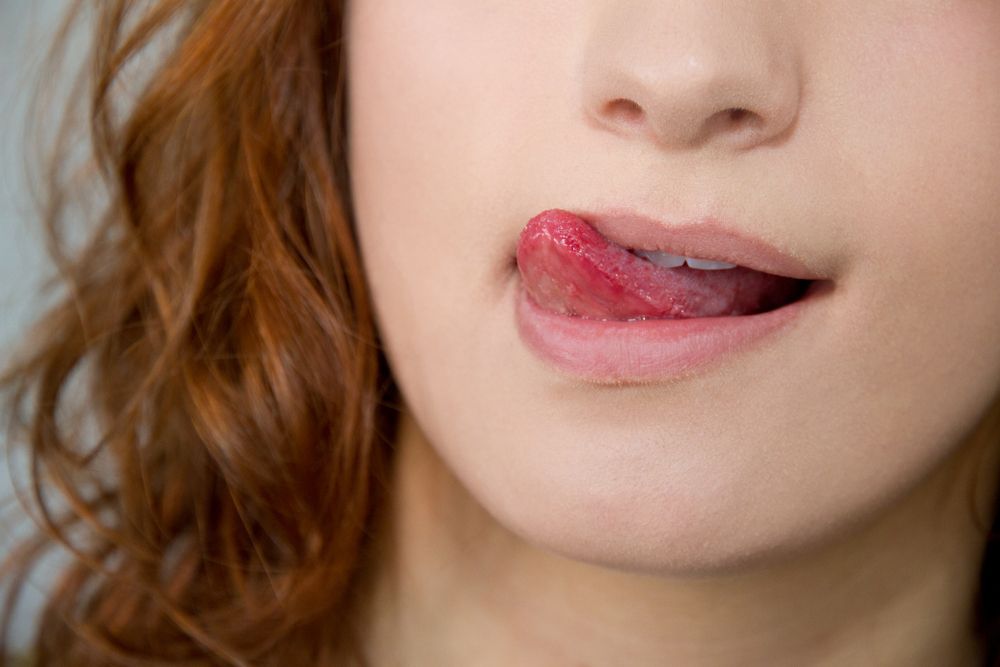 Hindari kebiasaan menjilat bibir
